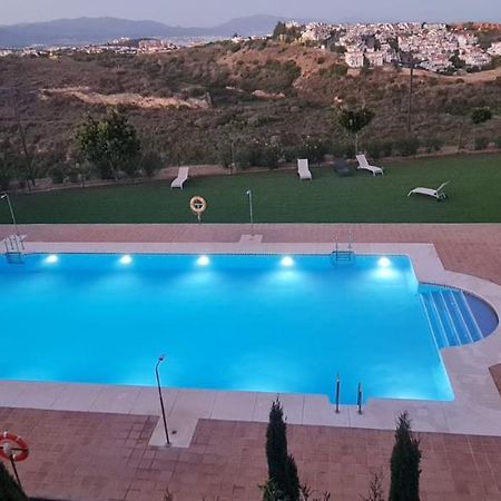 Small Oasis - Appartement 6 Personnes Манільва Екстер'єр фото