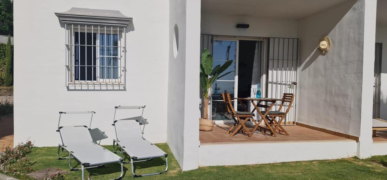 Small Oasis - Appartement 6 Personnes Манільва Екстер'єр фото